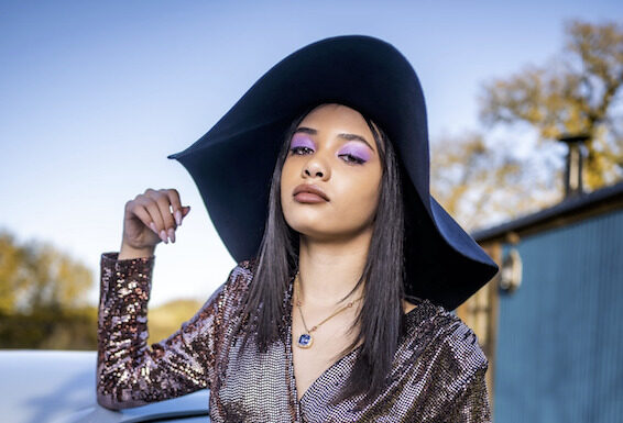 70’S FASHION SHOOT