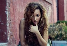 TOTALLY TINASHE