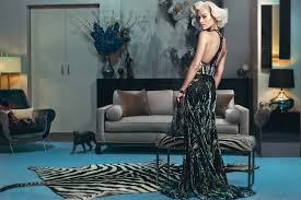 CELEBS IN FASHION