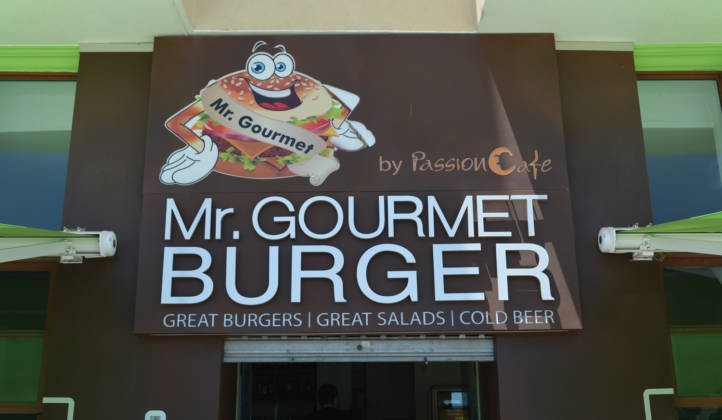 MR GOURMET BURGER RESTAURANT REVIEW