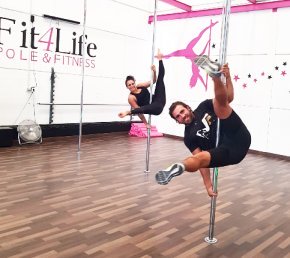 FIT4LIFE ROCKS MAGAZINE AUG 2017