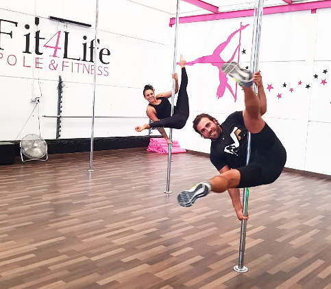 FIT4LIFE ROCKS MAGAZINE AUG 2017