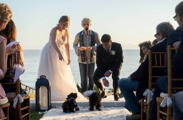 AMY SCHUMER SECRETLY WEDS