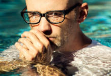 ALBUM REVIEW-MOBY chill in ablum