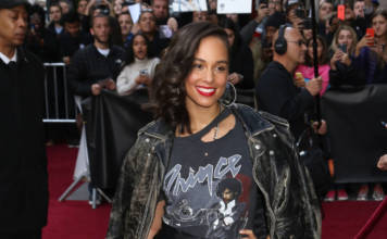 STEAL HER STYLE-ALICIA KEYS steal her style
