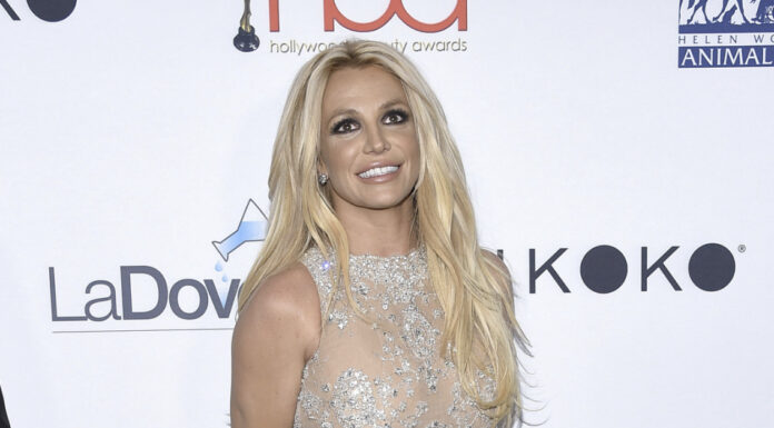 BRITNEY BARES ALL